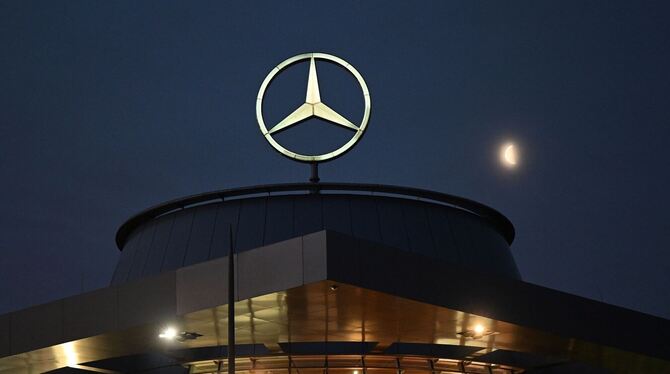 Mercedes-Benz Mercedes-Benz