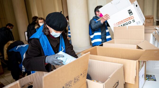 Spendensammlung am Humboldt Forum