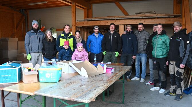 Erfolgreich haben zehn engagierte Sonnenbühler – mit der Unterstützung vieler – viele Sachspenden gesammelt, die nun auf den Weg