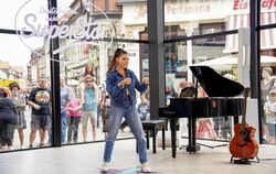 Naemi Marques Sindlinger (20) singt »I’ll Never Love Again« von Lady Gaga.