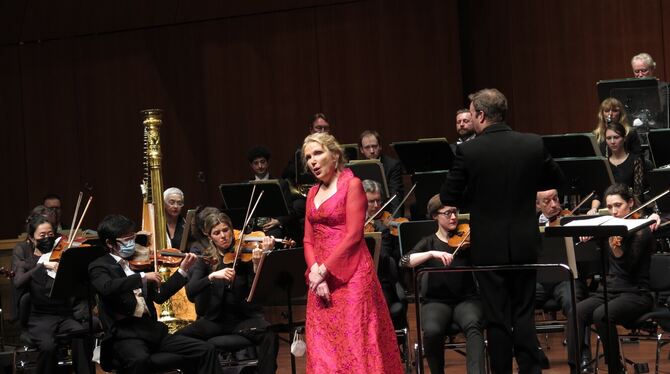 Anne Schwanewilms sang von Richard Strauss »Vier letzte Lieder«.