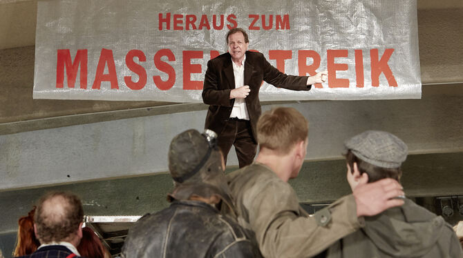 Lindenhof-Produktion zum Mössinger Generalstreik. Lindenhof-Produktion zum Mössinger Generalstreik.