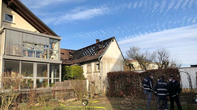 Drei Tote bei Brand in Kraichtal Drei Tote bei Brand in Kraichtal