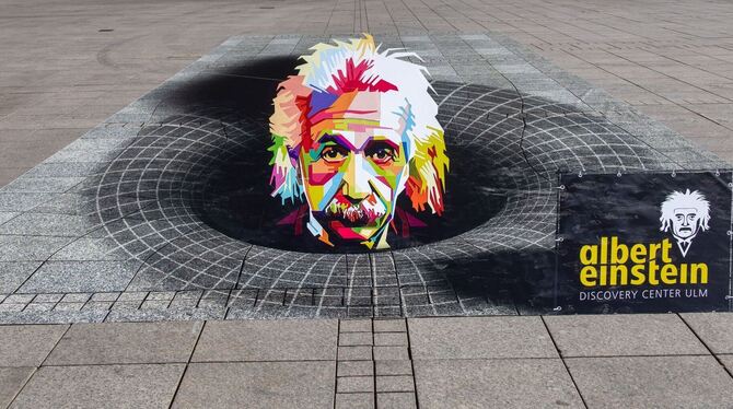 3D Einstein vor Ulmer Münster