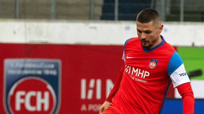 Marnon Busch Marnon Busch