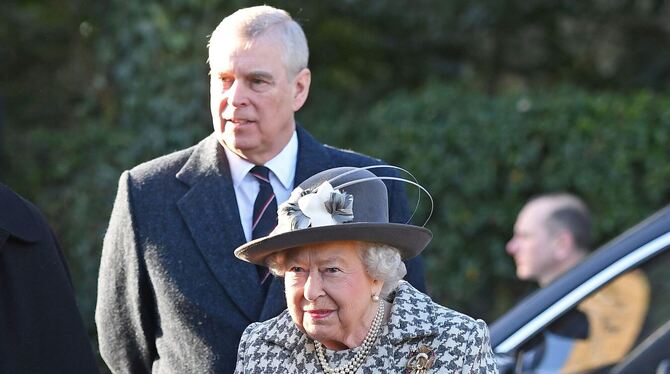 Prinz Andrew & Königin Elizabeth II.