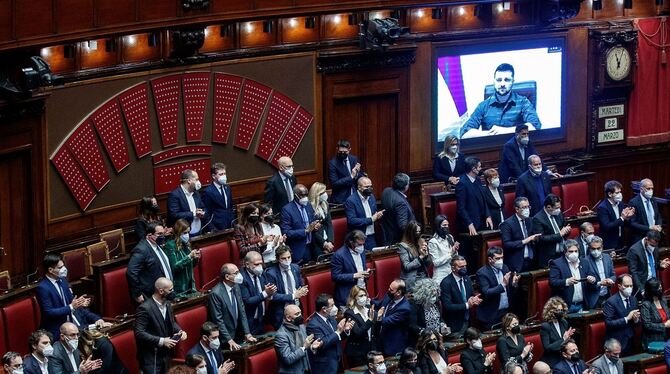 Selenskyj vor italienischem Parlament