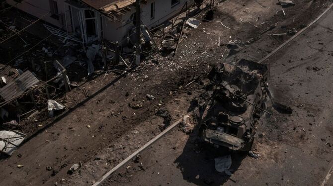 Zerstörter russischer Panzer in Kiew