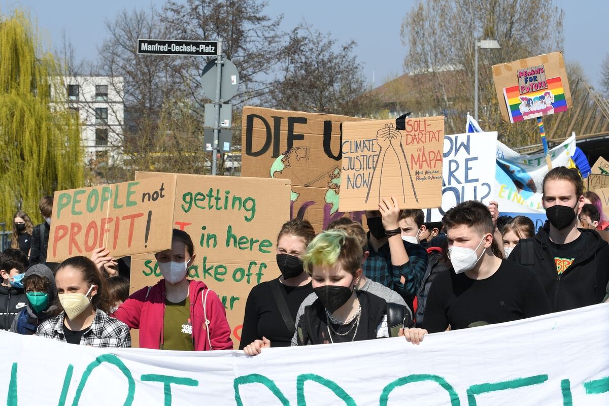 fridaysforfuture_250322_zen_13