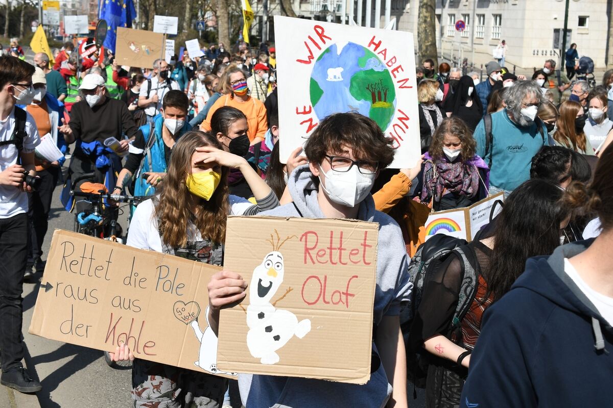 fridaysforfuture_250322_zen_19