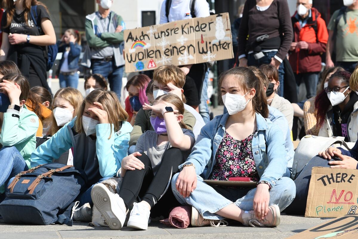 fridaysforfuture_250322_zen_32
