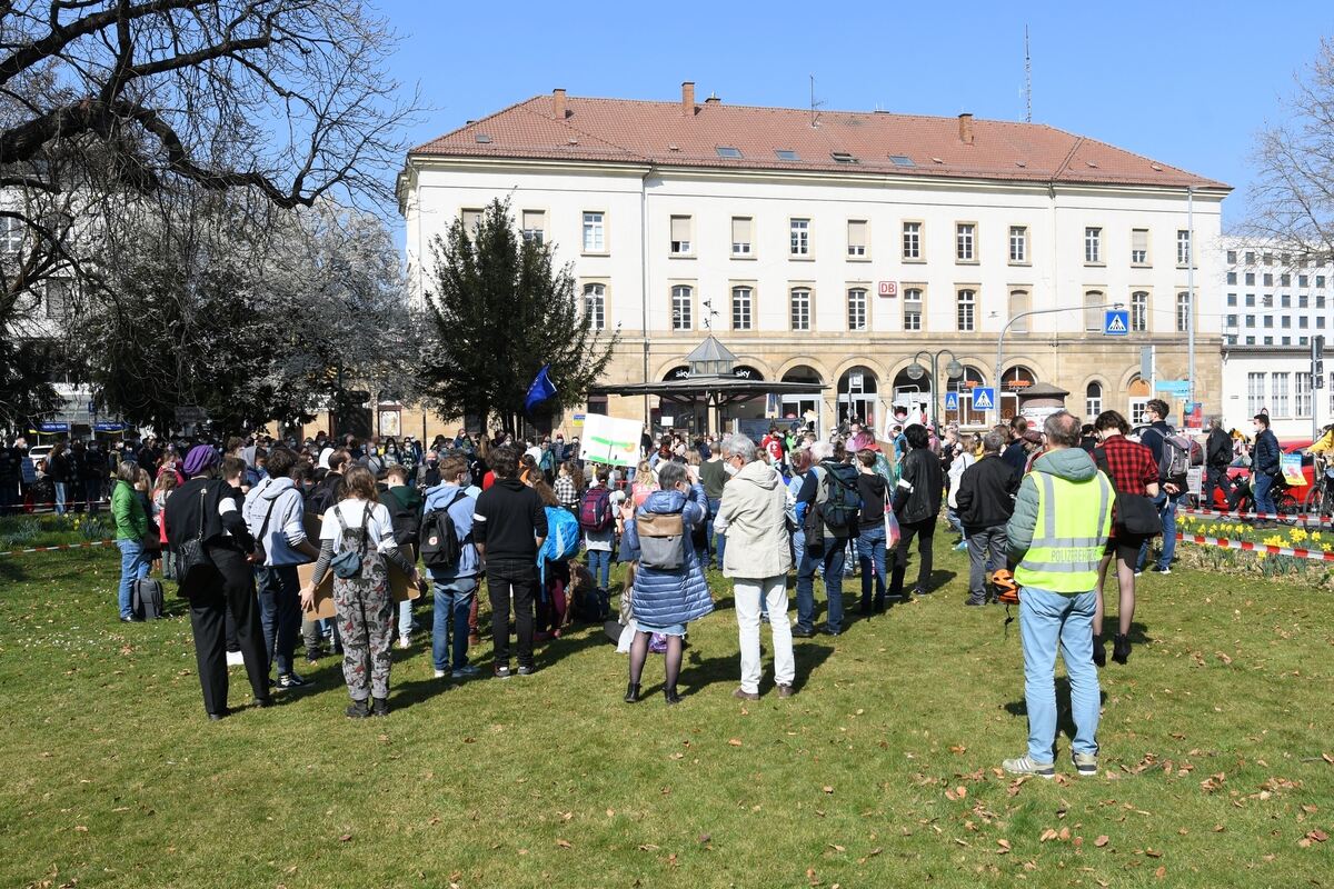 fridaysforfuture_250322_zen_1