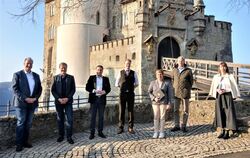 Marco Gass, Bürgermeister Peter Nußbaum, Manuel Hailfinger, MdL, Karl-Philipp Fürst von Urach, Ministerin Nicole Razavi, Wilhelm