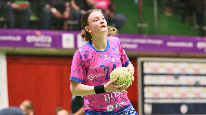 Die Niederländerin Britt van der Baan verlässt im Sommer die Metzinger Bundesliga-Handballerinnen.   FOTO: TOBIAS BAUR/EIBNER
