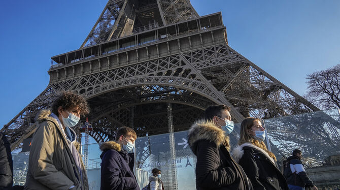 Maskenpflicht herrscht in Frankreich nur noch in der Pariser Metro. FOTO: EULER/DPA