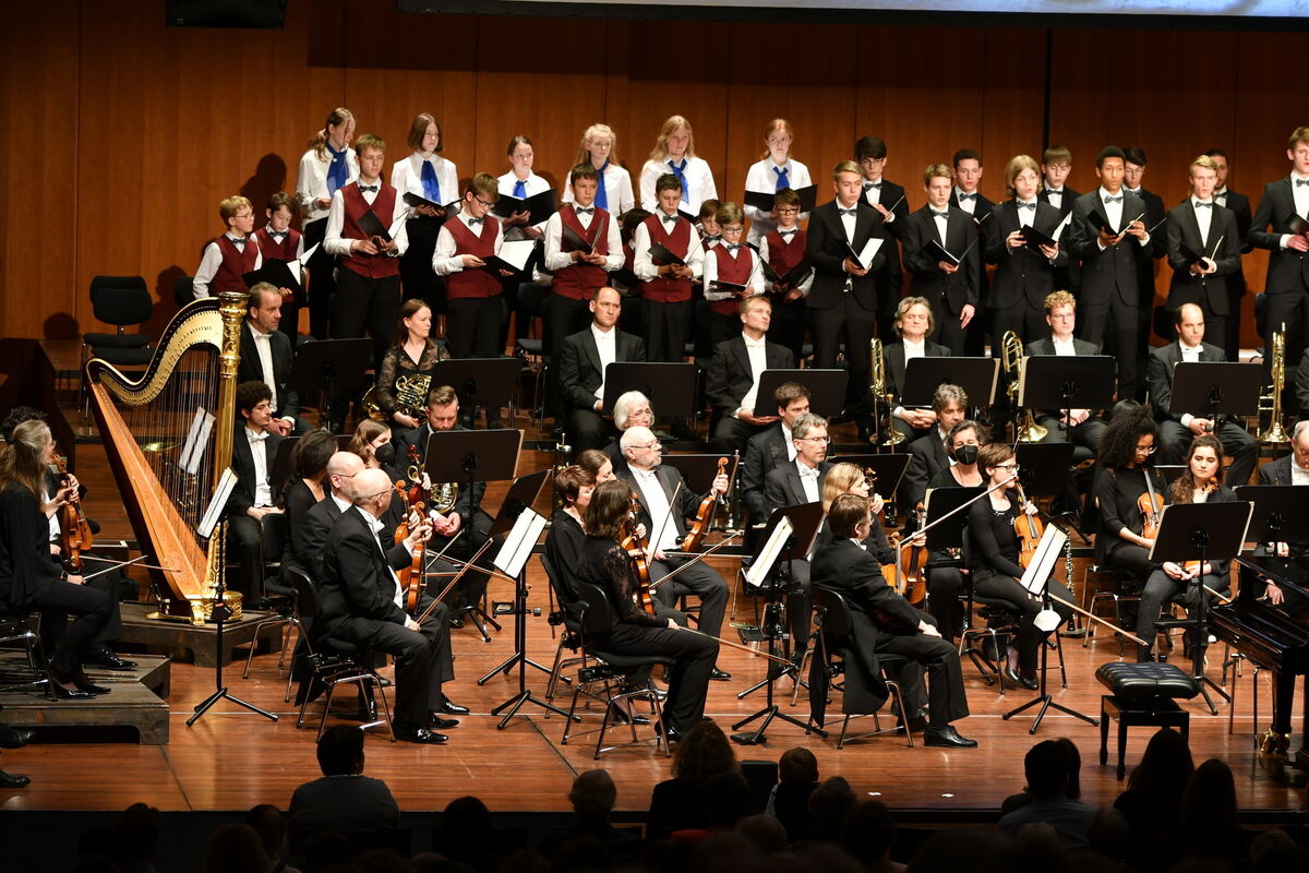 Teilbild 1 Bühne FOTO MEYER