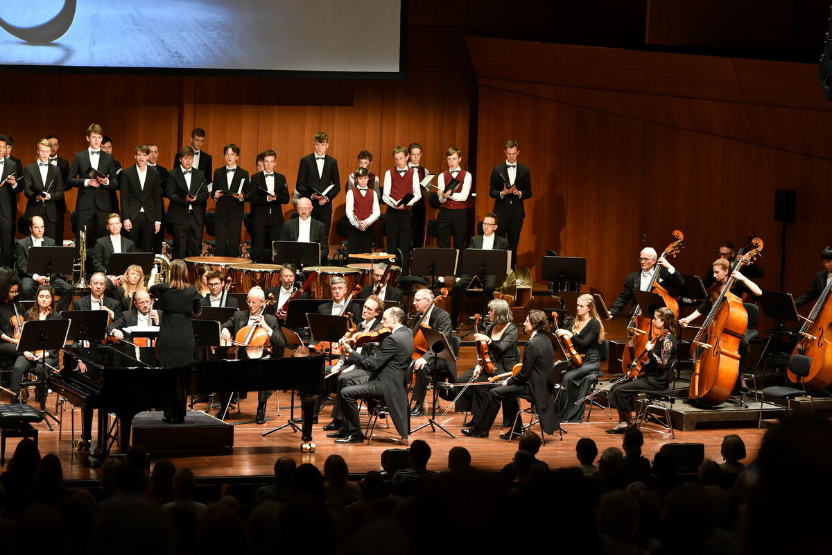 Teilbild 2 Bühne FOTO MEYER_0764