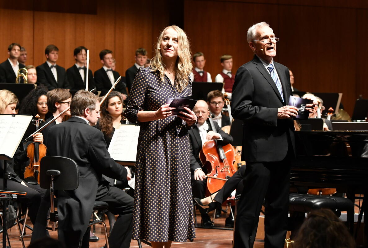 Barbara Schöneberger und Jörg Pilawa FOTO MEYER_0640