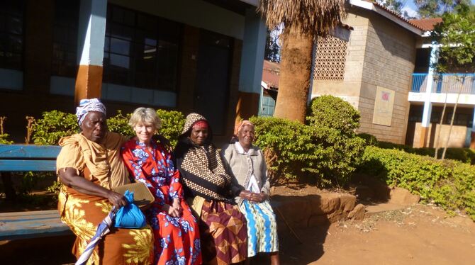 Kenianisch-schwäbische Freundinnen: die vier weiblichen Direktoriumsmitglieder.