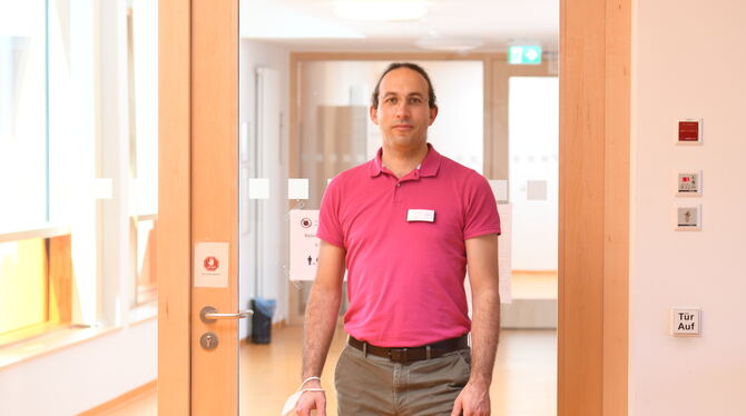 Vor neuen psychoaktiven Substanzen warnt Dr. Jamil El Kasmi als Chefarzt der Abteilung für Abhängigkeitserkrankungen am PP.rt au