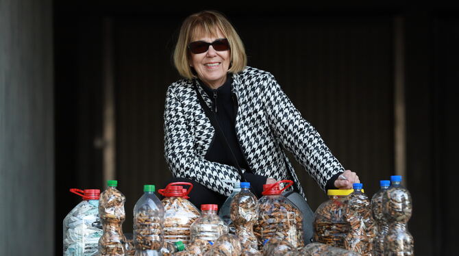 Das ist nur ein Bruchteil der Kippenstummel, die sie bisher gesammelt hat.