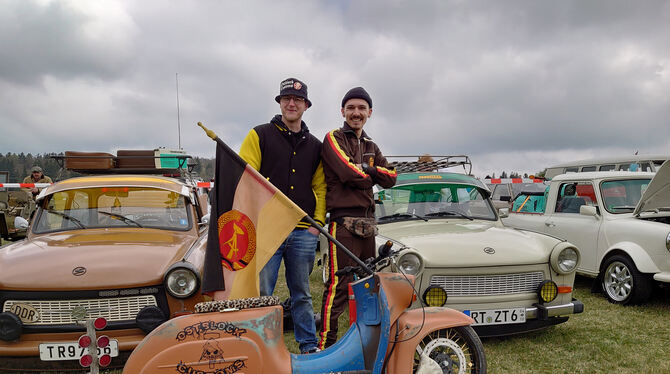 Ost-Fans Patrick Claß und Lukas Speidel.