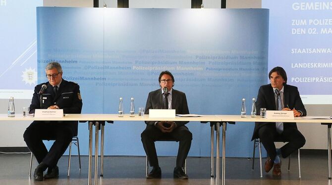 Pressekonferenz zum Tod nach Polizeikontrolle