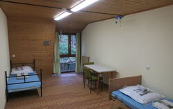 Das »Haus Geborgenheit« der EBK, ehemals ein Pflegeheim, wird für Geflüchtete aus der Ukraine genutzt. Hier (links) eines der Zi