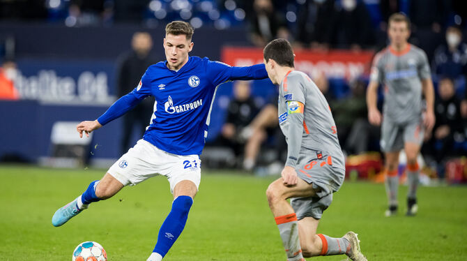 Marvin Pieringer (links) will beim FC Schalke den nächsten Schritt in seiner Entwicklung machen.