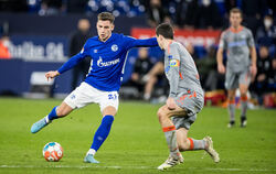 Marvin Pieringer (links) will beim FC Schalke den nächsten Schritt in seiner Entwicklung machen.