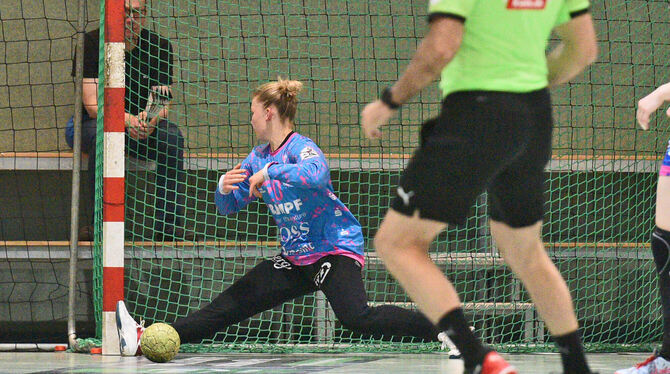 Torhüterin Rebecca Nilsson