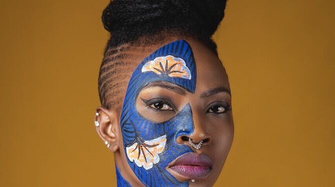 Dobet Gnahoré von der Elfenbeinküste