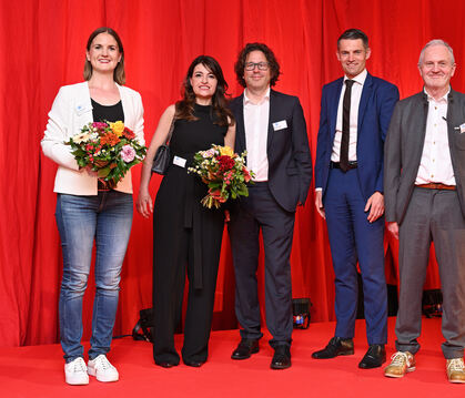»Gewinner der Region« (von links): Lara Schuhwerk, Anna Jetter, Oliver Pötz, Markus Reisch, Franz Tress und Karl-Heinz Walz. FOT