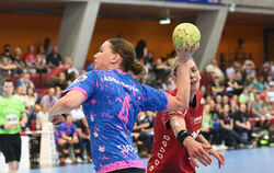 Rückraumspielerin Katarina Pandza (links) kommt bei der Niederlage gegen Bietigheim auf neun Tore. Foto: T.Baur/Eibner 