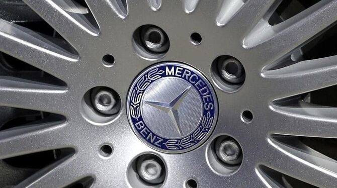 Betroffen von der Rückrufaktion sind mehrere Pkw- und Van-Modelle von Mercedes, die von Februar bis November 2014 produziert