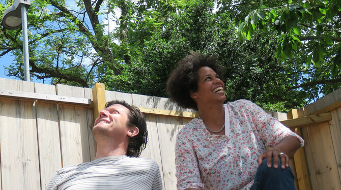 Sie singen und spielen sich zurück in die Zeit, als man noch in die Bäume kletterte: Jakob Nacken und Meike Waser kommen zu "Kul