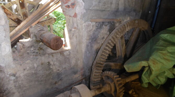 Ein Blick in die Mühlengeschichte: Die Zahnräder des Mühleantriebs der Volksche Mühle in Pfullingen.  FOTO: GESCHICHTSVEREIN PFU