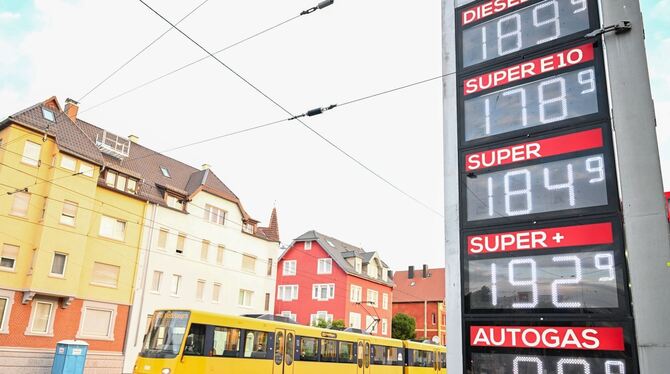 Senkung der Kraftstoffsteuern – Stuttgart