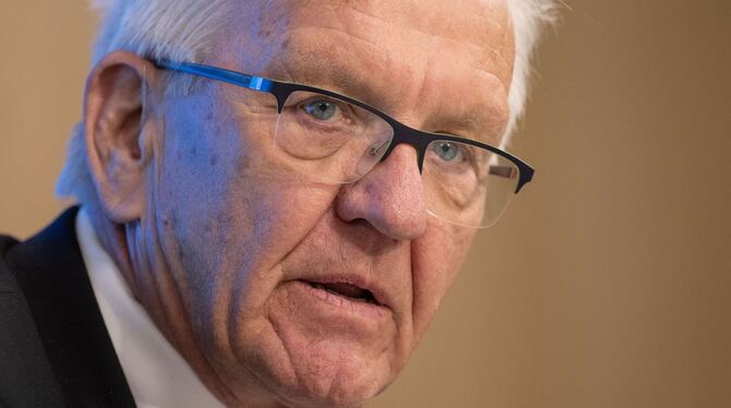 Regierungs-Pressekonferenz Baden-Württemberg Regierungs-Pressekonferenz Baden-Württemberg