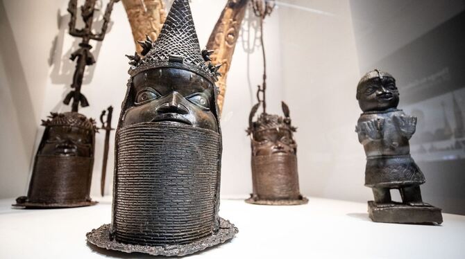 Skulpturen aus Nigeria im Linden-Museum Stuttgart
