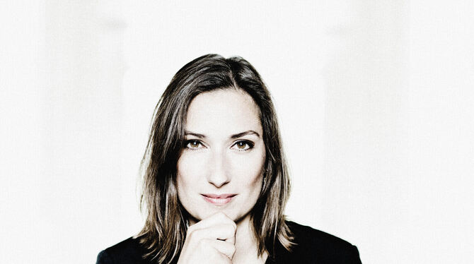 An elf Konzerten beteiligt: die neue Chefdirigentin Ariane Matiakh.