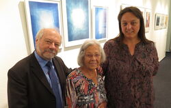 Michael Schwarz, Minny Beckmann und Gabriele Haubner in der WPR-Galerie. 