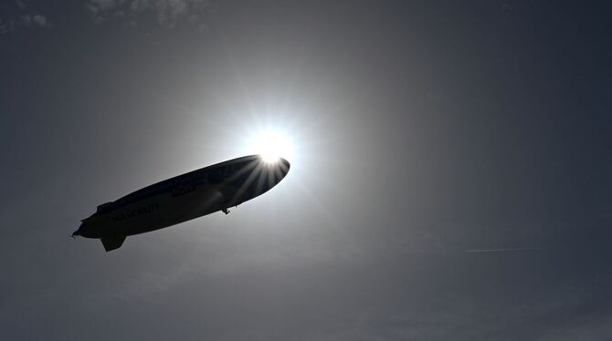 Zeppelin im Sonnenschein