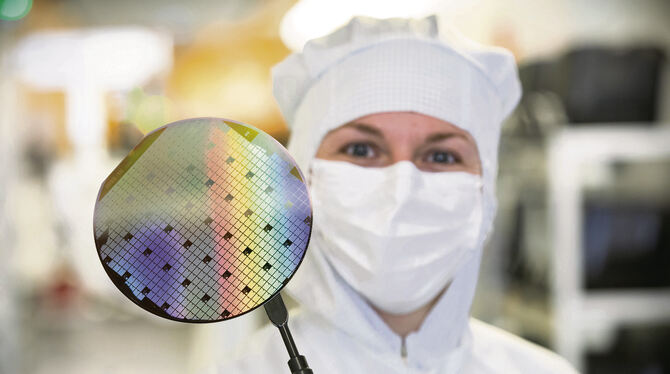 Fertigung von Leistungshalbleitern aus Siliziumkarbid bei Bosch in Reutlingen. FOTO: BOSCH