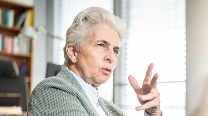 Marie-Agnes Strack-Zimmermann Marie-Agnes Strack-Zimmermann