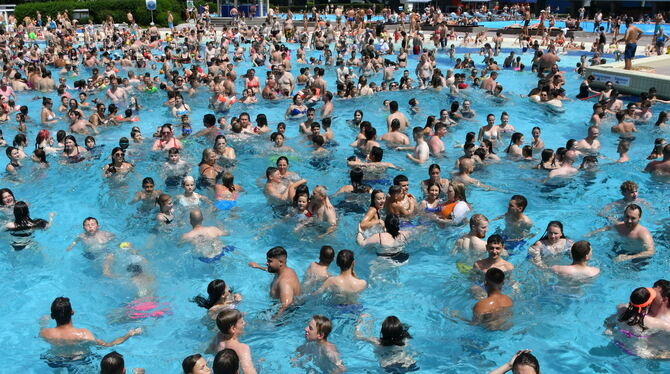 Freibad Reutlingen Das Reutlinger Wellenfreibad.