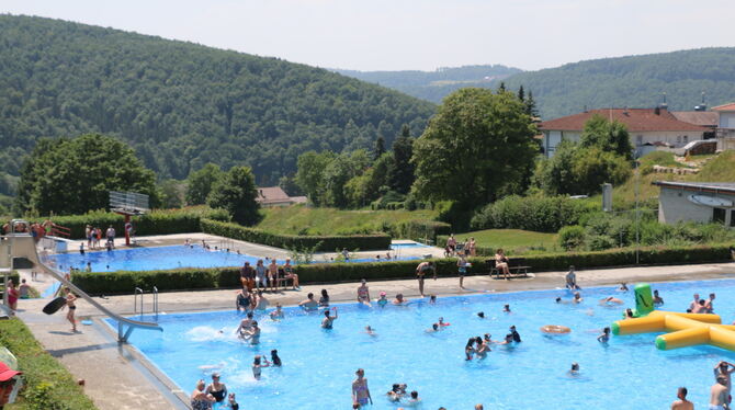 Freibad Zwiefalten Das Zwiefaltener Freibad.