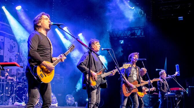 Die Rockgruppe The Hooters bei einem Auftritt 2018.  FOTO: JÖRGEN