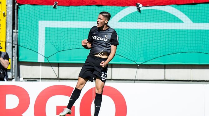 1. FC Kaiserslautern - SC Freiburg 1. FC Kaiserslautern - SC Freiburg