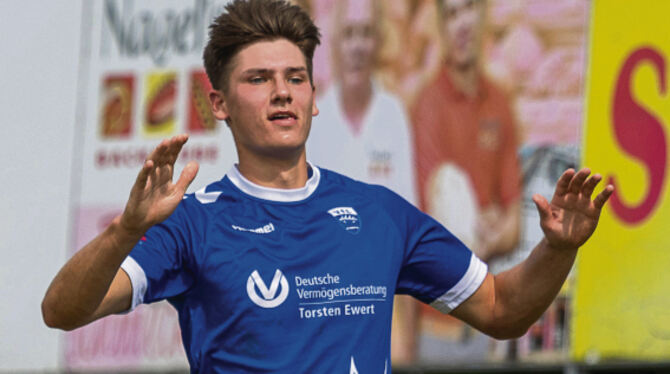 Erzielt das Tor zum 2:0 für den VfL Pfullingen: Marco Digel.